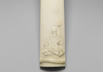 图片[2]-Carved ivory armrest with the Eight Immortals crossing the sea, 18th century, Qing dynasty-China Archive